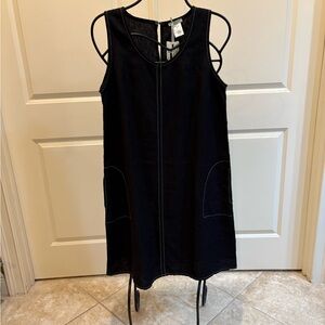 Chic Black Sleeveless Mini Dress